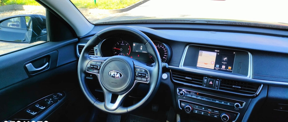 Kia Optima cena 59900 przebieg: 229000, rok produkcji 2018 z Żory małe 667